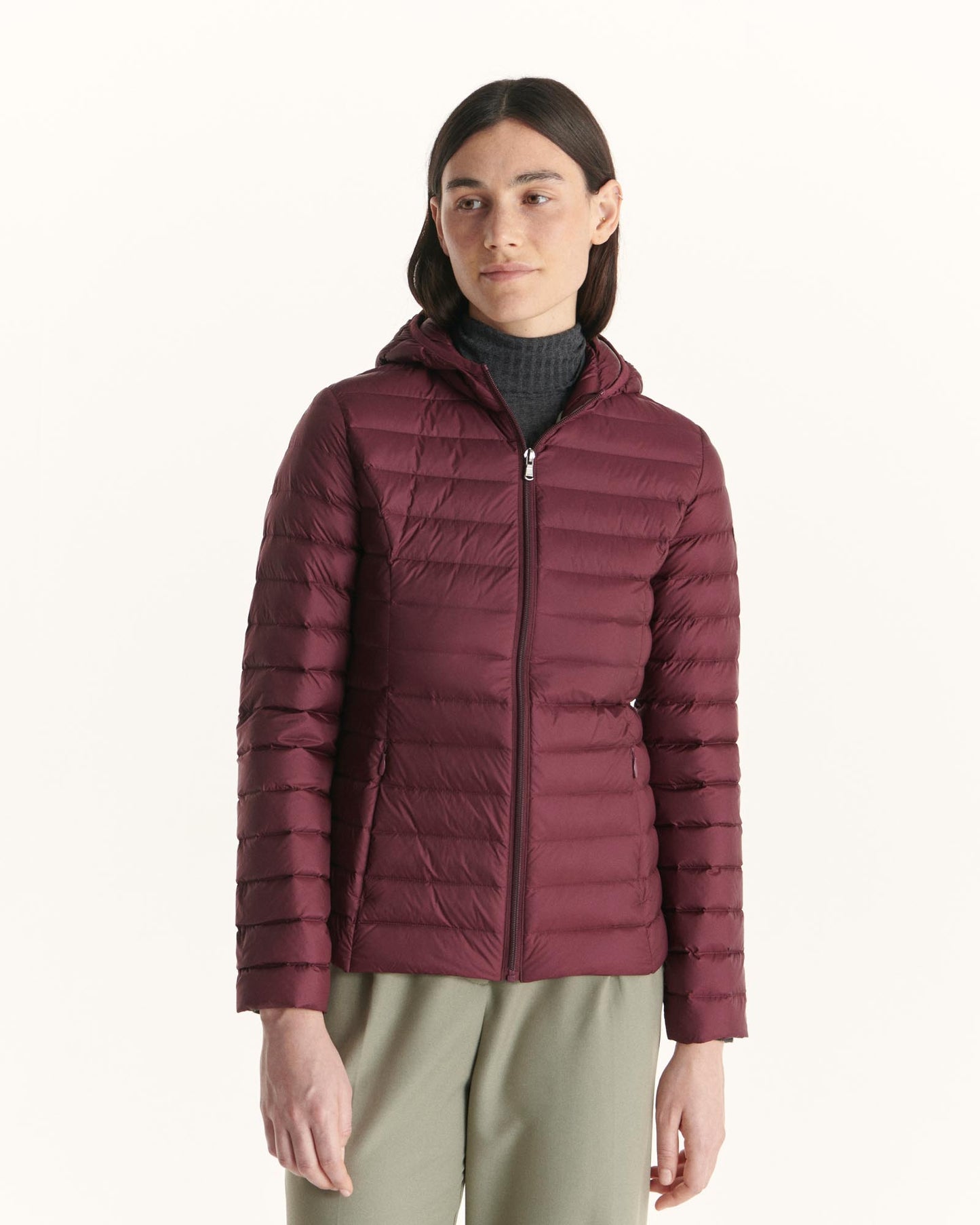 Doudoune légère à capuche Aubergine Cloe